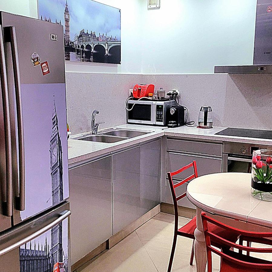 Apartament Milana'S Deluxe With Big Patio And Pool Ejlat Zewnętrze zdjęcie
